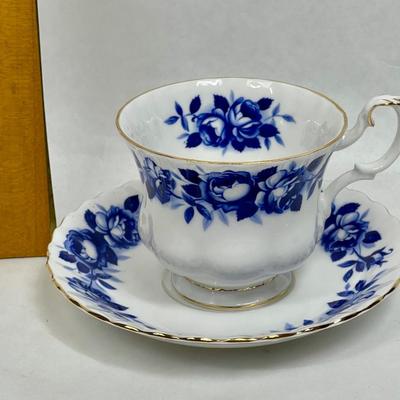 Royal Albert Fine China Aristocrat Teacup and Saucer Blue & White