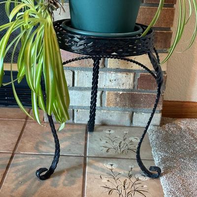PLANT STAND WITH PLANTER AND LIVE PLANT