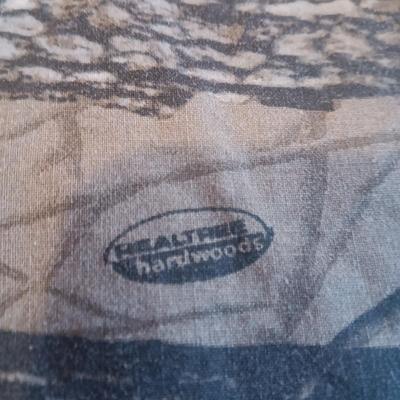 REALTREE HARDWOODS CAMOUFLAGE KING SIZE COMFORTER, SHAMS, SHEETS AND PILLOW CASES