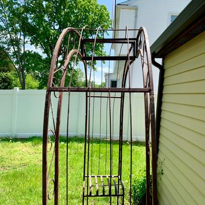LOT 7 O: Vintage Wrought Iron Arbor/Archway W/ Seats