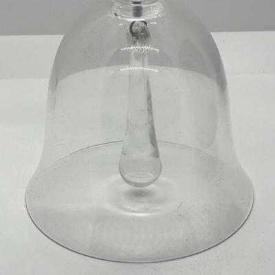 LOT 144L: Lalique Cristal - Crystal Bell Made in France