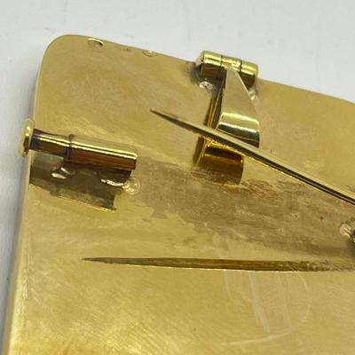 LOT 147L: Handpainted Enamel and 14K Gold Russian Pendant / Brooch