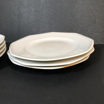 LOT 185K: Schonwald Germany Dishes