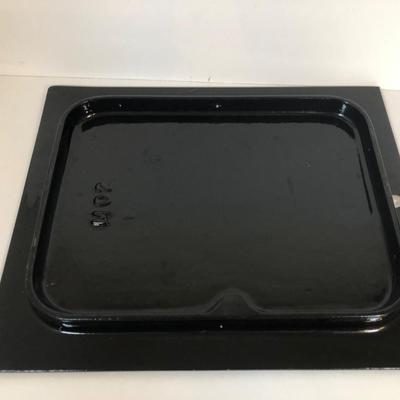 LOT 200K: Five Unique Serving Platters