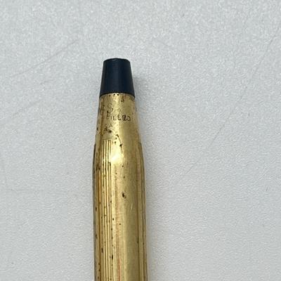 LOT 231: Vintage Pens & Pencils - Eversharp, Cross, Parker & More