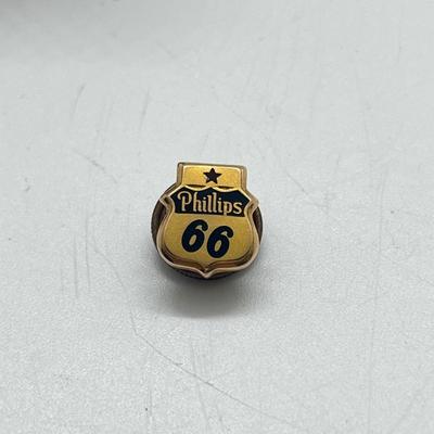 LOT 236: 10K Gold Phillips 66 Screwback Pin & Small Pendant - total 2.5 grams