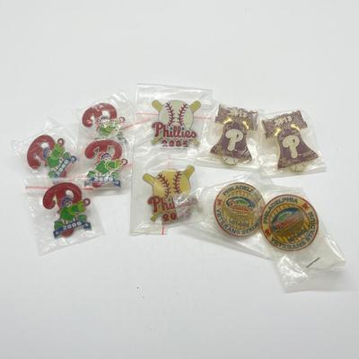 LOT 239: Collectibles Phillies Pins
