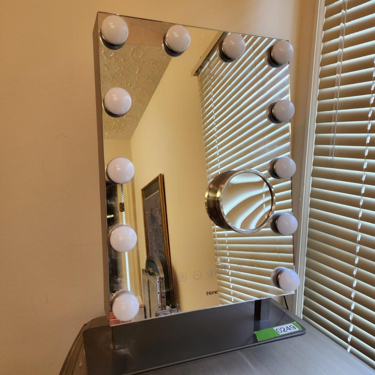 iHome Hollywood Pro Vanity Mirror w/ Built in Speakers & Bluetooth