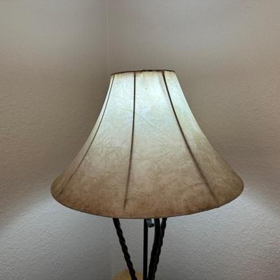 NIGHTSTAND WITH LAMP