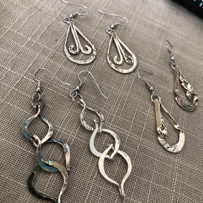 Set of 3 Dangling Earrings