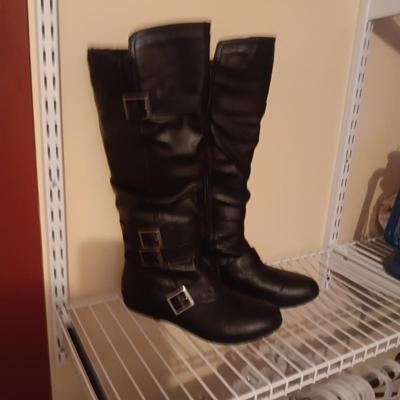 LADIES BONGO BOOTS SIZE 8