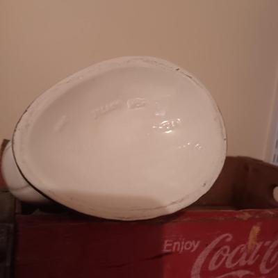 VINTAGE COCA-COLA WOODEN CRATE AND POODLE BEAM BOTTLE