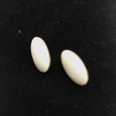Pearly White And Gold Cabochon Egg Shaped Earrings Signed Sarah Cov in Gold Tone