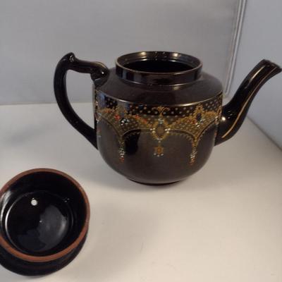 Pair of English Glazed Teapots