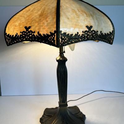 Antique c1900 Handel Style 6-Panel Slag Glass Lamp 22" Tall in Good Preowned Condition.