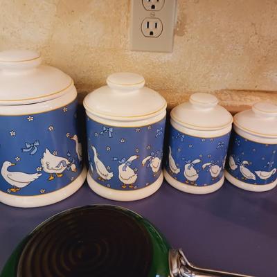 GOOSE DECANTER SET AND A TEFLON SKILLET