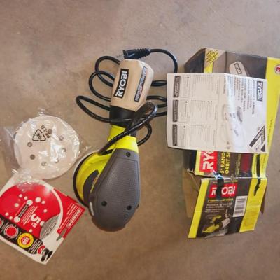 RYOBI 5" ORBITAL SANDER AND MISC GARAGE ITEMS