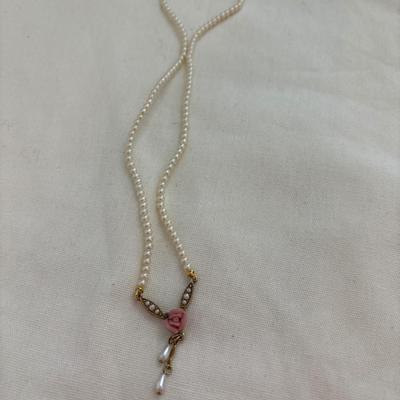 Mid century pearl with rose necklace