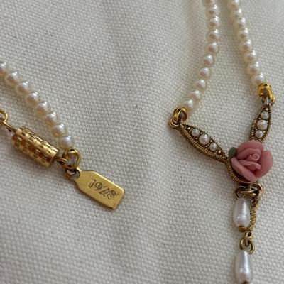 Mid century pearl with rose necklace