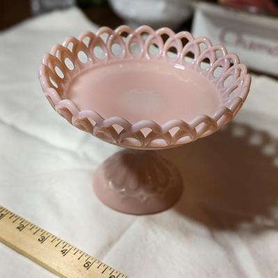 Rare Vintage Fenton Lacy Edge Pink Milk Glass Dish