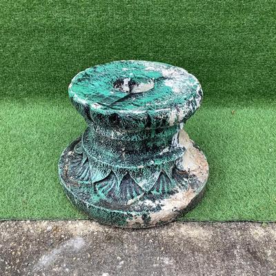 802 Vintage Concrete Birdbath with Painted Base