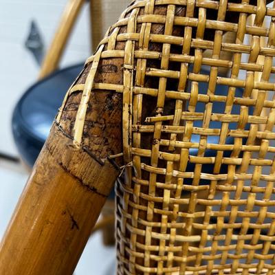 805 Set of Five Rattan Swivel Stools