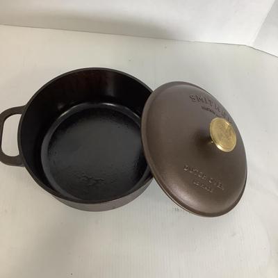 276 3.5 qt Smithey Ironware Dutch Oven