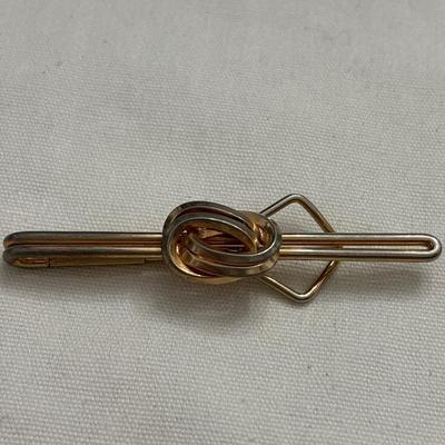 Vintage swank pin