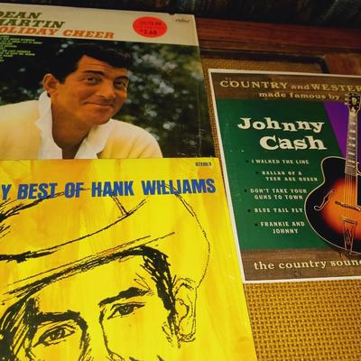 JOHNNY CASH, LOUIS ARMSTRONG, HANK WILLIAAMS AND MORE VINYL RECORD ALBUMS