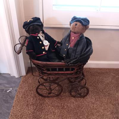 ANTIQUE REPLICA STROLLER WITH 2 BOYDS BEARS