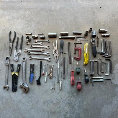 LARGE VARIETY OF HAND TOOLS