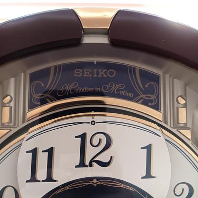 SEIKO MELODIES IN MOTION MUSICAL ANIMATED CLOCK