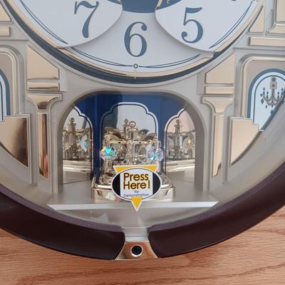 SEIKO MELODIES IN MOTION MUSICAL ANIMATED CLOCK
