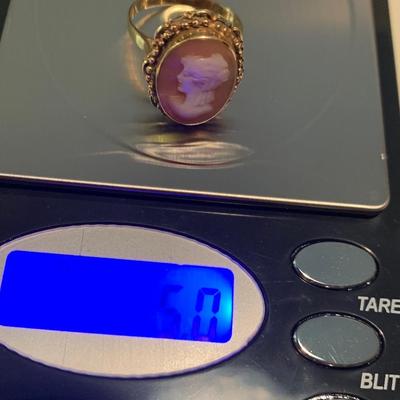 18k Yellow Gold Cameo Estate Ring Size 8 5 grams