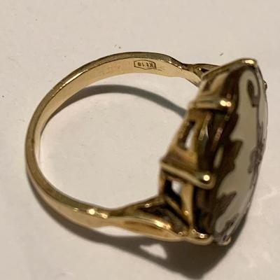 18k Yellow Gold Estate Ring Size 7.5 6.7 grams
