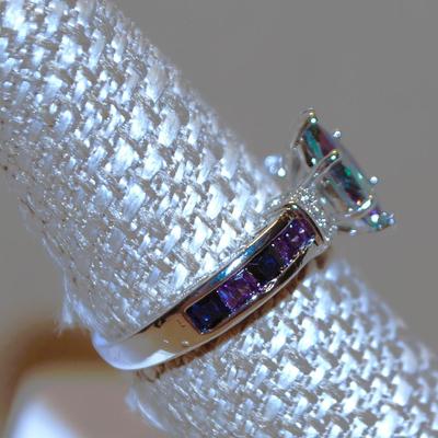 Size 7½ Marquise Cut Iridescent Blue Stone Ring with Side 