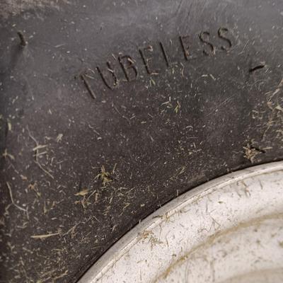 Two Tubeless Carlisle 20x6.00 - 8 NHS Tires