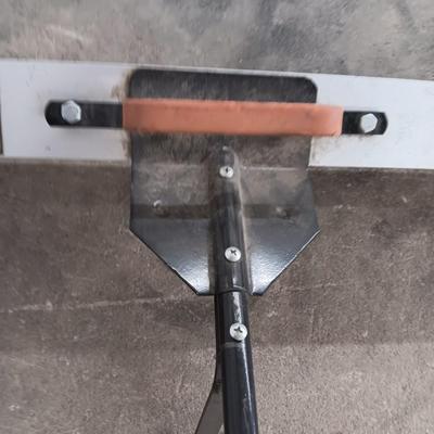 Gordon 30" Magnetic sweeper with wheels 50lb. magnet pull