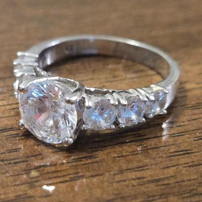 Beautiful Sterling Silver & Cubic Zirconia Ring