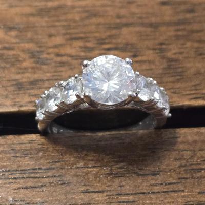 Beautiful Sterling Silver & Cubic Zirconia Ring