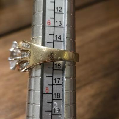 10k Gold and Cubic Zirconia Ring