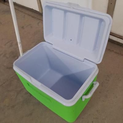 Neon green Rubbermaid cooler and a Fun bright colorful umbrella