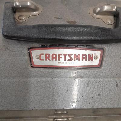 Nice vintage Craftsman Toolbox - Metal tool chest