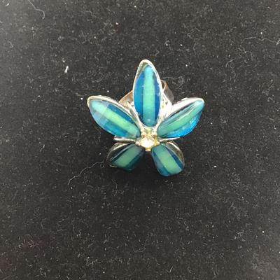 Adjustable blue flower costume ring