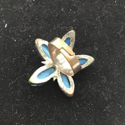 Adjustable blue flower costume ring