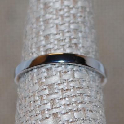 Size 7¼ Bursting Sunflower Style Shimmer Ring on a Silver Tone Band (4.0g)