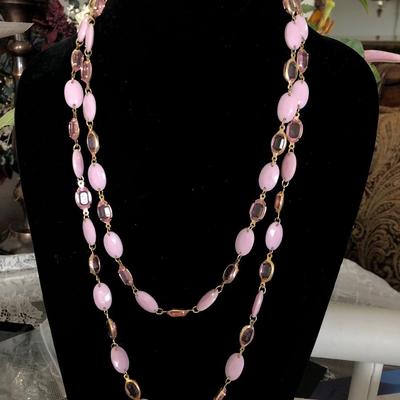 Pink Faux Bead Vintage Style Necklace. ?