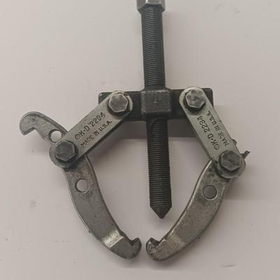 PowerbuII Valve Spring compressor & K-D 2294 heavy-duty gear puller