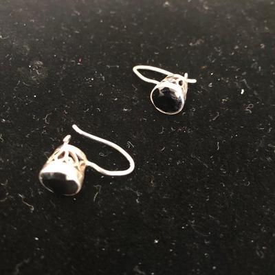 Sterling Silver And Onyx Vintage Earrings