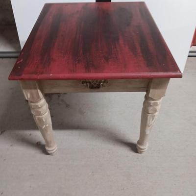 Neat farm style end table